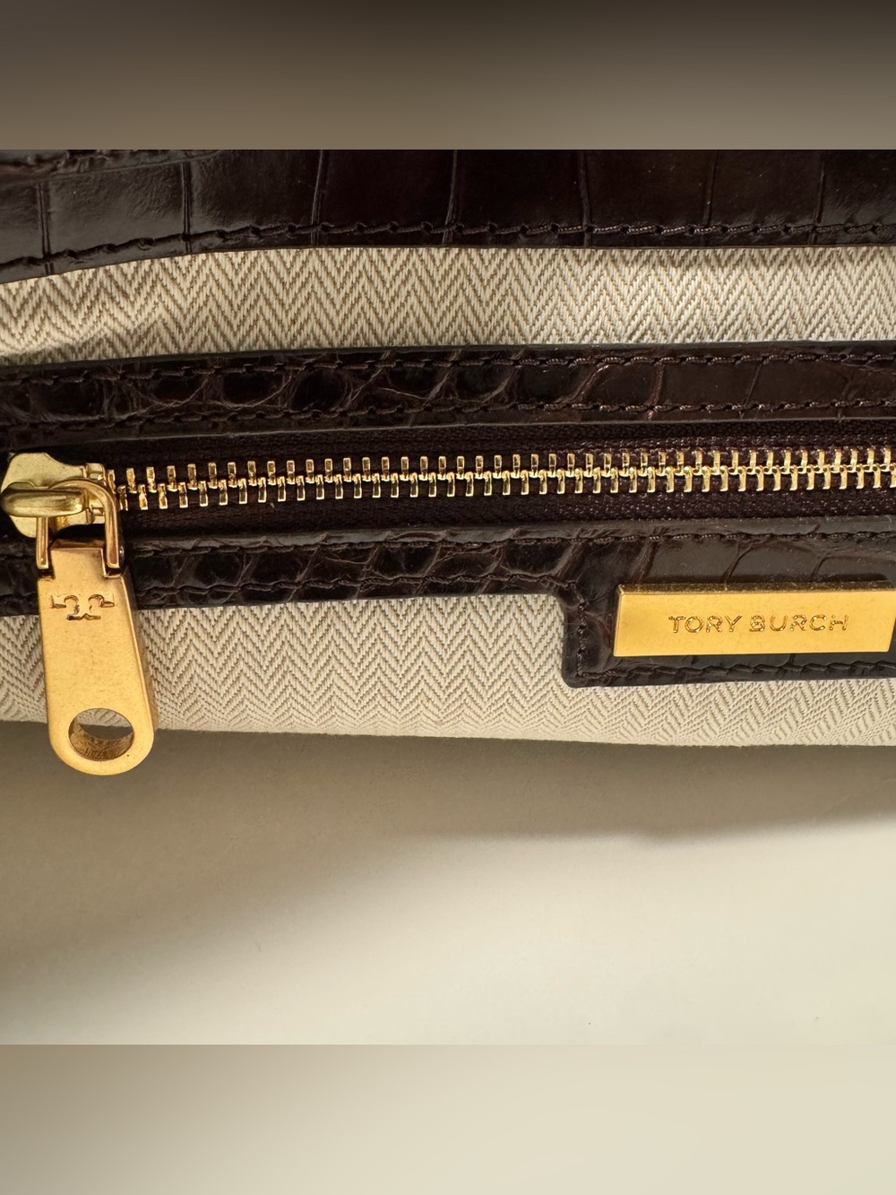 Tory Burch Ella Felt Quadrant Tote NWOT - Picture 15 of 16